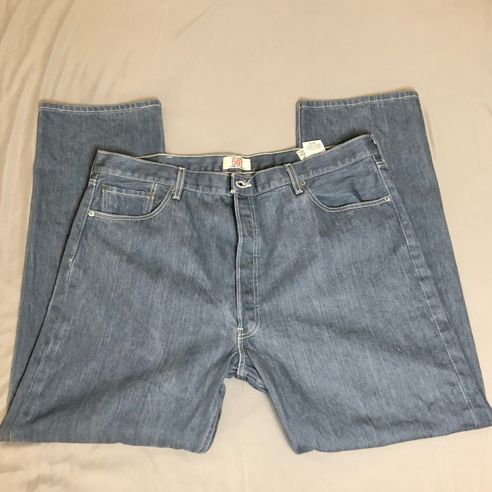 Levi’s 501 Straight Leg Button Fly Jeans Size W44 x L34